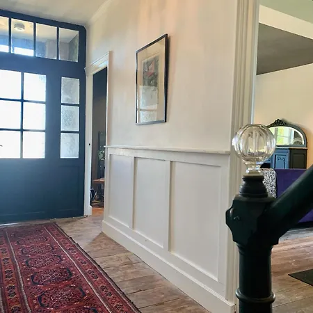 Petit Boudoir The Riverside Retreat 住宿加早餐酒店 3*