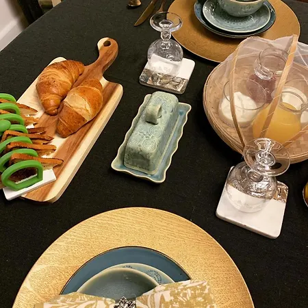 Petit Boudoir The Riverside Retreat Triac-Lautrait