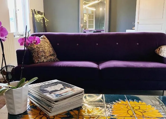 Petit Boudoir The Riverside Retreat Bed and Breakfast