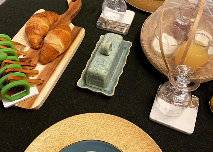 Petit Boudoir The Riverside Retreat Triac-Lautrait