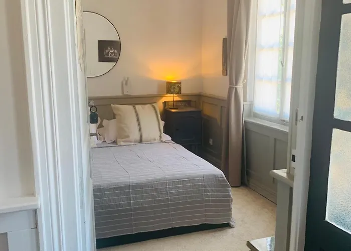 Bed and Breakfast Petit Boudoir The Riverside Retreat Triac-Lautrait